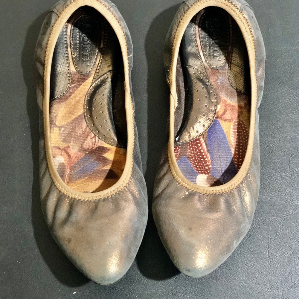 Stylish Gray Women's Flats